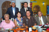 11092010 Angélica Valenzuela Guerrero, acompañada por sus amigas y familiares.