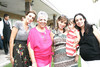 25092010 Karla Rivas junto a su mamá Lucy de Rivas, su futura suegra Lety de Monárrez, su cuñada Hortensia Monárrez y su hermana Claudia Rivas.