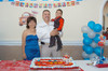 05102010 La pequeña Valeria Camacho Cortez el día que celebró su cuarto cumpleaños acompañada de sus papás Brenda Cortez y Gabriel Camacho.