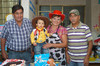 05102010 El pequeño Ángel Ramiro Ortiz en su tercer cumpleaños junto a sus abuelitos Antonio Villegas y Estela Gregoria de Villegas.