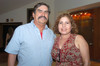 07102010 Liliana y Joel Arturo disfrutaron juntos de reciente evento cultural.