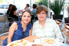 11102010 Patty Corral y Cristina Flores festejaron juntas sus respectivos cumpleaños.