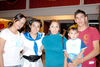 18112010 José Ángel y Ludivina Iza Leal junto a sus abuelitas Navi de Itza y Leticia de Leal el día que celebraron nueve y ocho años de vida.