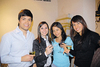 Rebecca, Silvia y Jacques Plouiw, y Manolo.