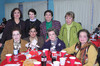 12122010 Grupo de alumnos y maestros presentes en la bendición del padre don Gerardo Zataráin.