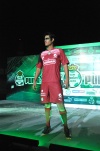 El uniforme de portero, inspirado en el diseño del italiano Gianluigui Buffon.