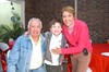 11022011  lució Javier Emiliano Valenzuela Borroel en compañía de sus abuelitos Javier y Ramona Borroel.