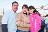 27022011 Acevedo, Vicky de Acevedo y Linda Acevedo junto a la pequeña Mía Acevedo, quien fue festejada.