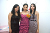 27022011  Ibarra Altamirano junto a Amelia y Mildred Ibarra.