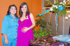 10032011 Mancilla organizó agradable fiesta de regalos para bebé en honor de Brenda Herrera.