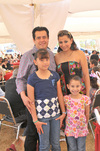 18032011  de Santiago, Ana Luz González, Ana Daniela de Santiago y Diana de Santiago.