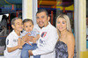 31032011 de Jesús Saláis Rodríguez en su primer año de vida, junto a sus papás Alfonso Saláis y Sandra Elizabeth de Saláis, y su hermano Emiliano.
