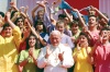 Ciudad del Vaticano.- A unos pasos de El Vaticano fue montada una exposición fotográfica que refleja el lado humano de Juan Pablo II.
