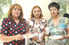 13042011  Maya, Martha García y Lucy Valadez.