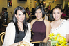 25042011  Escalante, Karina Parra y Ana de García fueron captadas al momento de disfrutar durante un acontecimiento social.