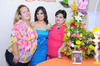 13052011  novia estuvo acompañada de sus anfitrionas Sra. Carmen Elvira Limón su mamá y su hermana Azucena Anahí Lucio Limón.