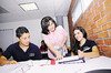 16052011 Claudia Mesta con sus alumnos Mara y Mariana.