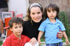 22052011  con sus pequeños Rodrigo y Humberto.