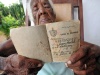 Se llama Juana Bautista de la Candelaria, tiene 126 años y ha vivido en tres siglos distintos. Nació el 2 de febrero de 1885, según consta en su carné de identidad y en el registro civil de Campechuela, la localidad rural de la provincial oriental de Granma (a unos 800 kilómetros de La Habana).