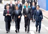 Los dirigentes del G8 dedicarán por primera vez una sesión de trabajo a internet, y escucharán de ocho de los 'gurús' de la red las conclusiones de dos días de intensos debates celebrados esta semana en París.