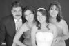 04072011 Corazón Candelas Amaya junto a sus papás Ing. Martín J. Candelas Rangel y Sra. Carmen Amaya de Candelas; y su hermana Citlally Candelas Amaya.- Studio KM