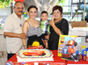 06062011  estuvo acompañado de sus abuelitos Sr. Armando López Díaz y Sra. Eva López Martínez, así como su mamá.