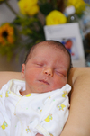 06062011 , hijito de Angélica, lució muy lindo en su nacimiento.