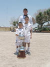 08062011  Ricardo y Gabriel Alejandro Gutiérrez Almanza campeones de la liga estudiantil, junto a su entrenador Juan Rodríguez Arellano.