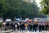 La LMBT y los participantes del desfile criticaron la nueva constitución húngara aprobada el pasado mes de abril.