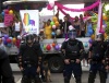 La marcha, de unas mil personas y organizada por la Federación de gays, lesbianas, bisexuales y transexuales (LMBT), cruzó el centro de Budapest entre grandes medidas de seguridad.