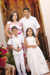20062011  lució Gadiel Alexander junto a su papá Sr. Omar Barraza el día de su cumpleaños.