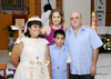 18072011 acompañados de sus papás y sus padrinos Francis Muñoz y Alfonso Pedroza Duarte, respectivamente.