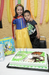 21072011  Enya Marisol y Jesús Eliel Calzada Peña cumplieron seis y cuatro años de edad, respectivamente.