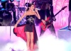 La estrella de 'Wizards of Waverly Place' consiguió los premios como actriz de televisión, como chica atractiva y como banda musical con su grupo The Scene.