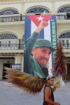 El 1 de enero de 1959 Batista huye a República Dominicana y el día 8 Castro entra en La Habana tras un recorrido triunfal a lo largo de Cuba.