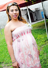 22082011 Sáenz de Rodríguez en espera de su primer bebé que llevará por nombre Santiago.