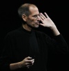 El fundador de Apple, Steve Jobs, renunció a su cargo de presidente ejecutivo de la empresa de computación.