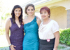 27082011  novia en compañía de Maribel Hernández Frausto y Josefina Frausto Ruiz.