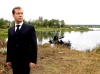 El presidente de Rusia, Dmitri Medvédev, visitó el lugar del accidente del avión de pasajeros Yak-42.