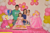 12092011  Kitzia Gabriela fue festejada con motivo de su tercer cumpleaños.- Jesús Galindo Fotografía