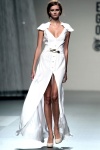 Creación de la diseñadora Alba Cardalda para la temporada primavera-verano 2012, en la última jornada de la Cibeles Madrid Fashion Week.