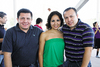 02102011 , Lucy, Valeria, Gaby y David Páez.