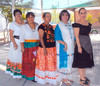 10102011 , Chayo, Alejandra, Maru y Lulú en reciente festejo.