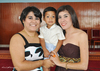 30102011  junto a su madrina Lic. Marlene Balderas Rubio y su mamá Lic. Ibet Balderas Rubio.