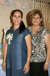 12112011 Mendoza de Padilla junto a la organizadora de su festejo de canastilla, Alma Delia Miranda.
