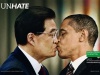 Obama aparece en otra fotografía junto a Hu Jintao.
