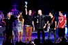 Simple Plan recibieron un reconocimiento por su participación en los Premios Telehit.