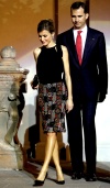 La princesa de Asturias, Letizia Ortíz ha generado revuelo tras unas fotografías que la muestran extremadamente delgada, durante su visita oficial a Chile.