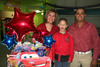 24112011 EMILIANO  Moreno Jackson en su fiesta de séptimo cumpleaños junto a sus papás Yazmín Jackson y Enrique Moreno.