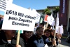 Por otra parte, cientos de simpatizantes acudieron a apoyar al nuevo gobernador de Coahuila.